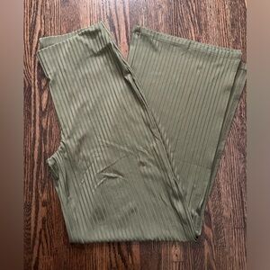 Guess Carson Knit Pants in Green